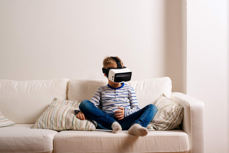 Benefits And Drawbacks Of Using Virtual Reality In Learning